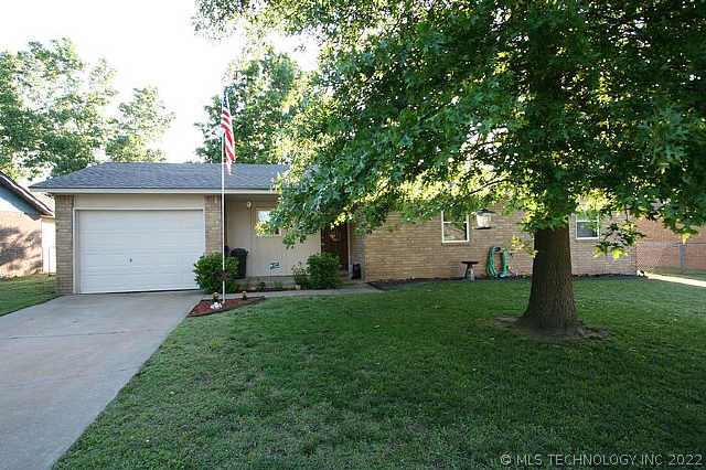 13621 S 287th East Avenue Property Photo 1