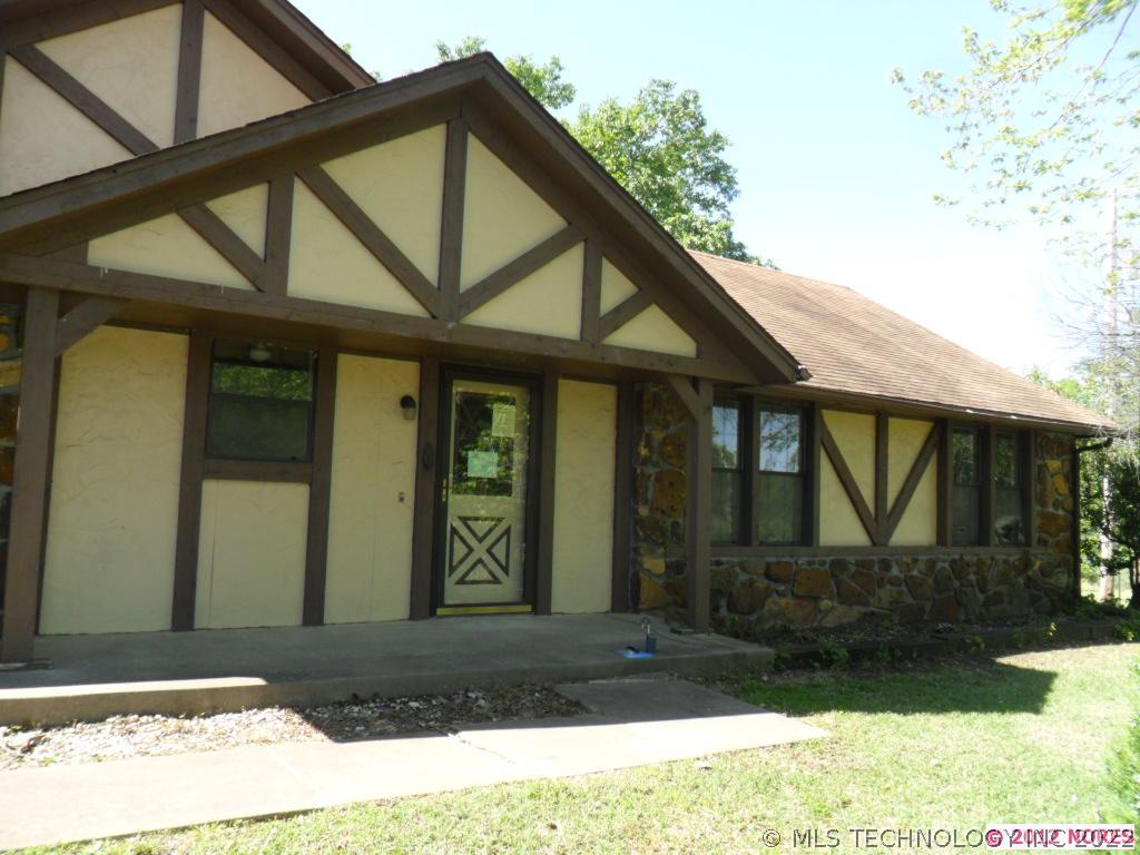 16670 E 636 Road Property Photo 1