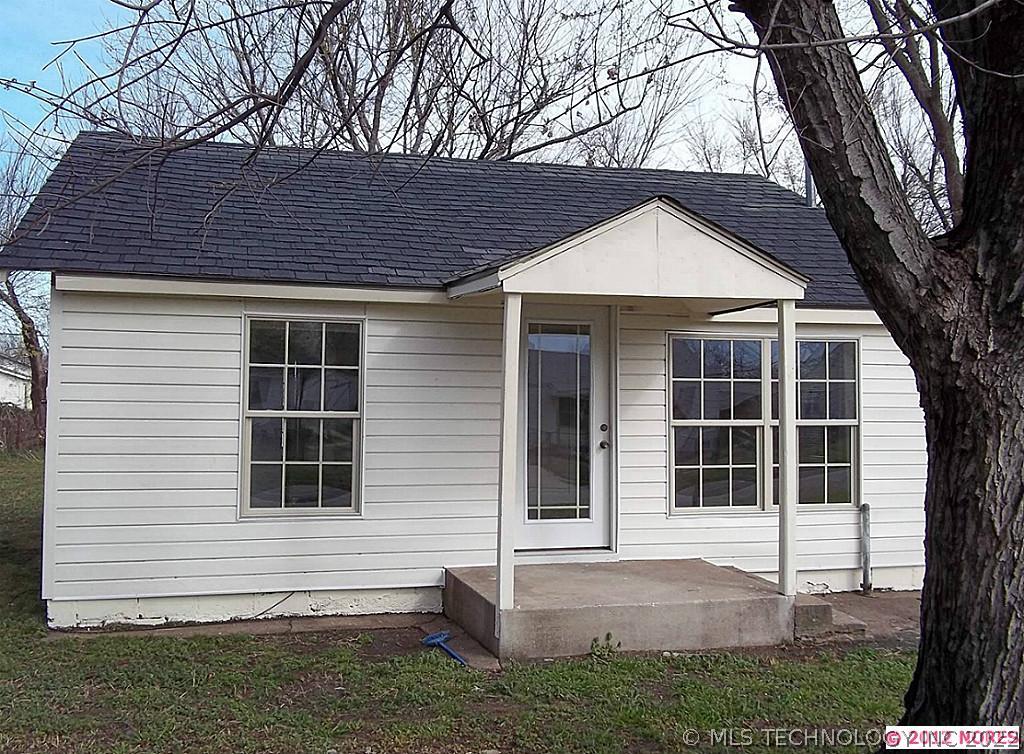 439 S 44th West Avenue Property Photo 1