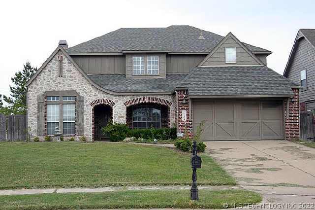 4424 W Indianola Street Property Photo 1