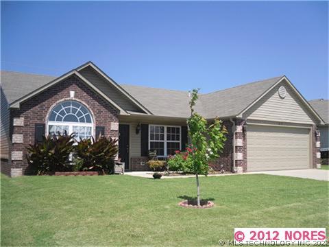 612 S Seminole Street Property Photo 1