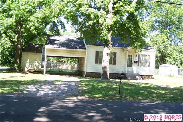 1111 Seminary Avenue Property Photo 1