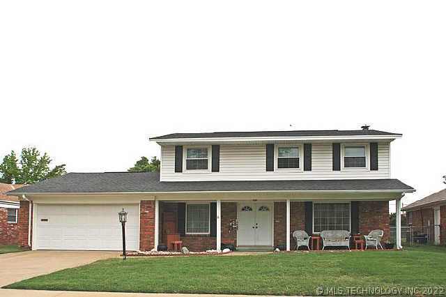 9077 E 28th Street Property Photo 1