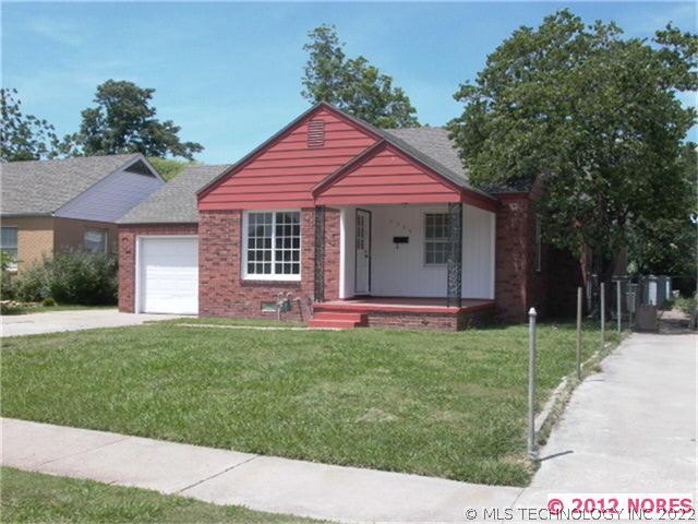 2535 E 3rd Street Property Photo 1