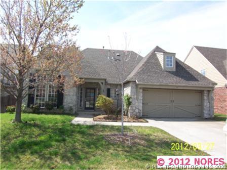 8242 S 72nd East Avenue Property Photo 1