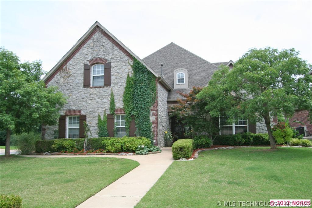 8718 E 101st Place Property Photo 1
