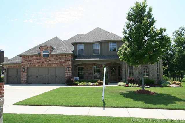 8117 E Freeport Street Property Photo 1