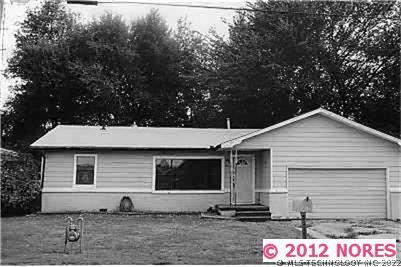 241 E Midway Street Property Photo 1