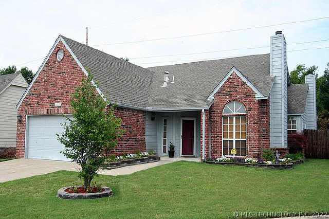 11636 S 102nd East Avenue Property Photo 1
