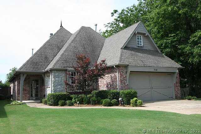 7118 E 91st Place Property Photo 1