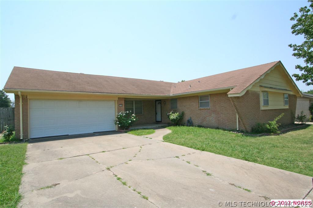 11890 E 15th Place Property Photo 1