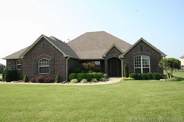 17982 E 79th Street North Property Photo 1