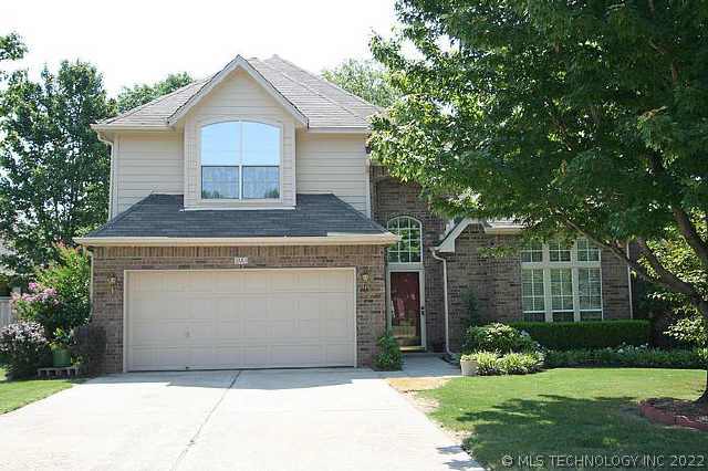 301 S Poplar Avenue Property Photo 1