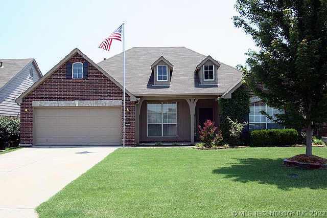 19910 E 49th Place Property Photo 1