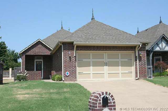 520 N Willow Court Property Photo 1