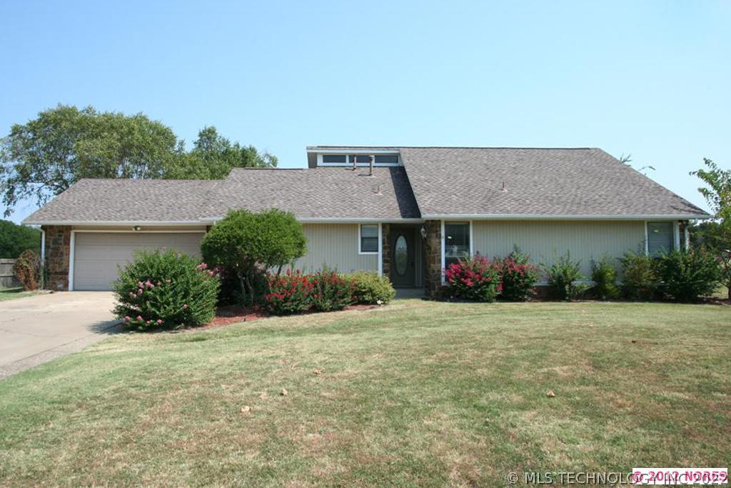 6015 Meadowside Lane Property Photo 1