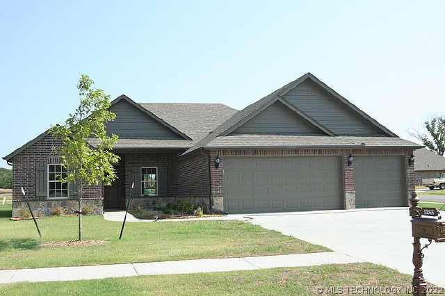 1265 W Keeling Avenue Property Photo 1