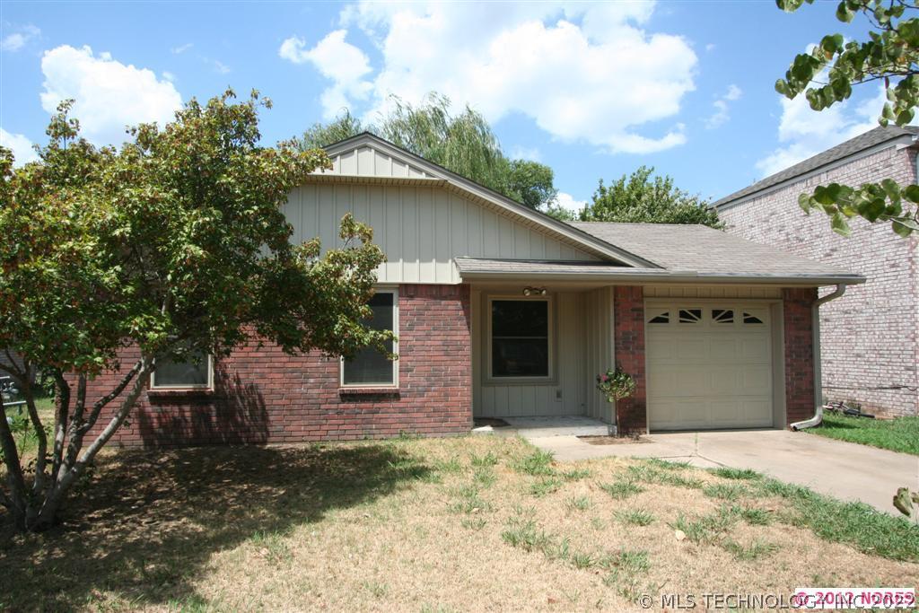 14228 S Hickory Street Property Photo 1