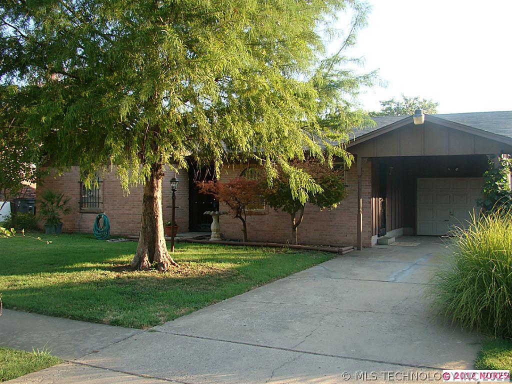 12452 E 13th Place Property Photo 1