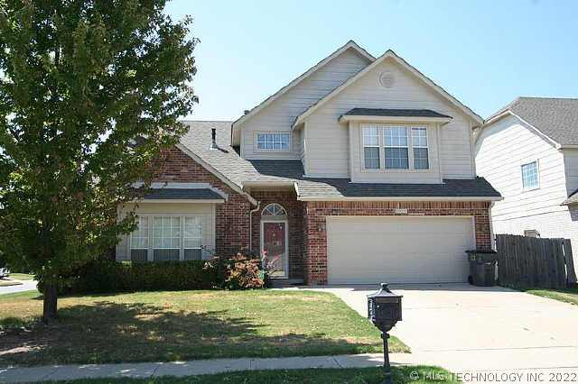 2902 W F. Street Property Photo 1