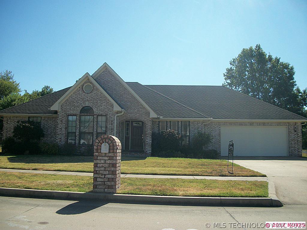 1745 S Marietta Street Property Photo 1