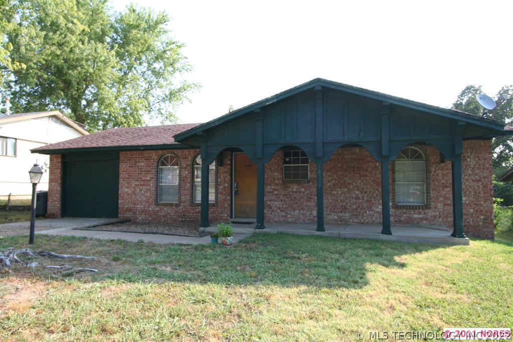 18537 E 1st Street Property Photo 1