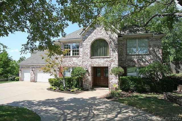 8636 S Allegheny Avenue Property Photo 1