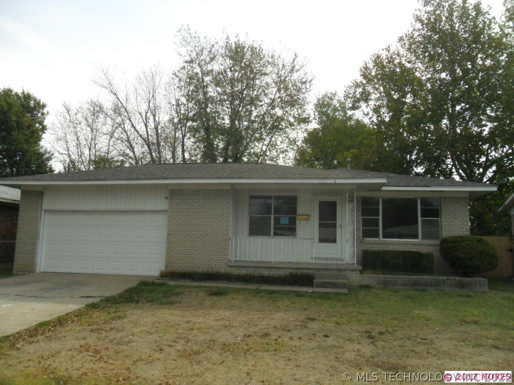 237 S 102nd East Avenue Property Photo 1