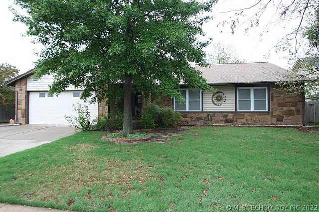 3016 S Juniper Place Property Photo 1