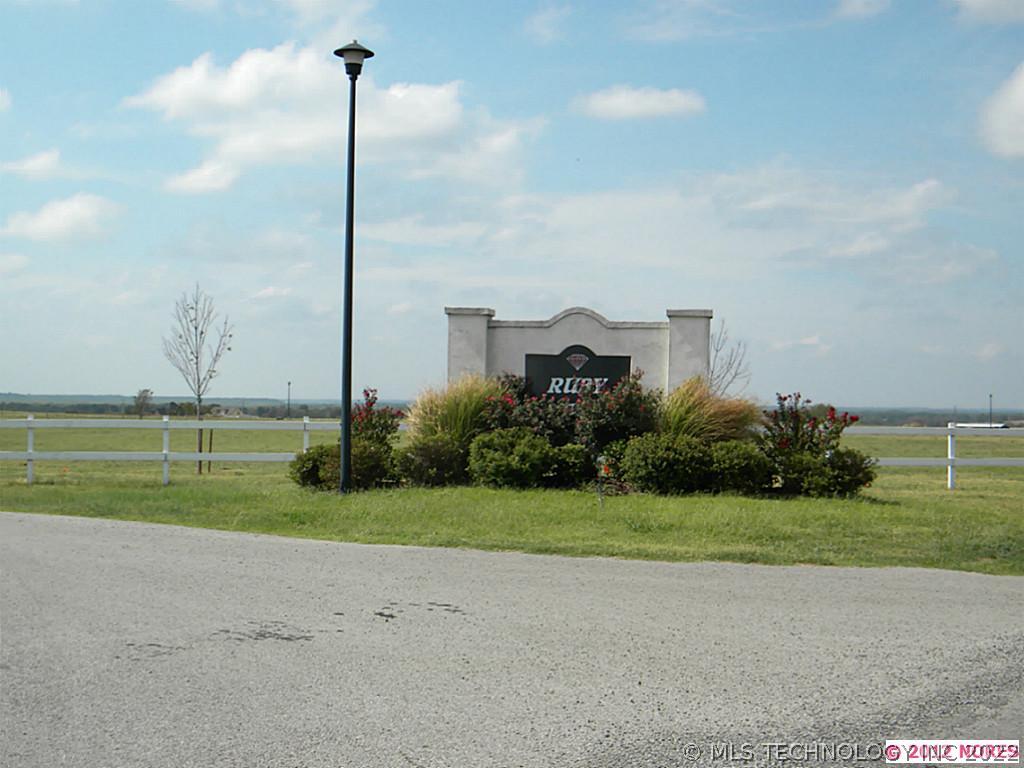 4180 Road Property Photo 1