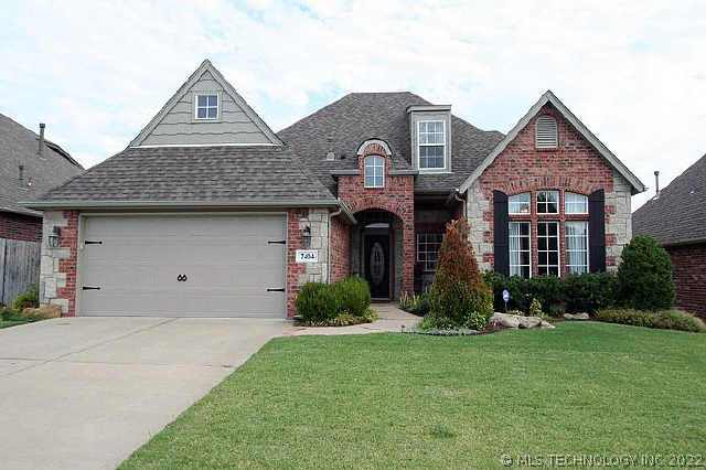 7404 E Indianola Street Property Photo 1