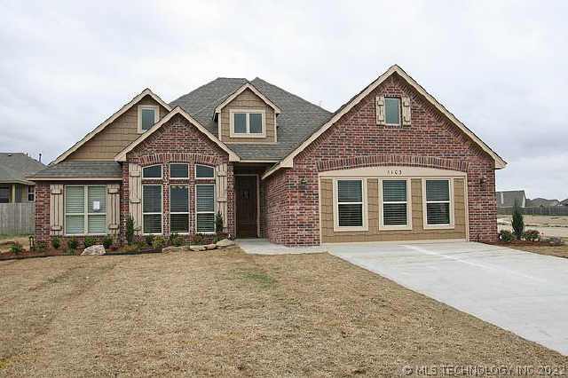 5103 E Dallas Place Property Photo 1