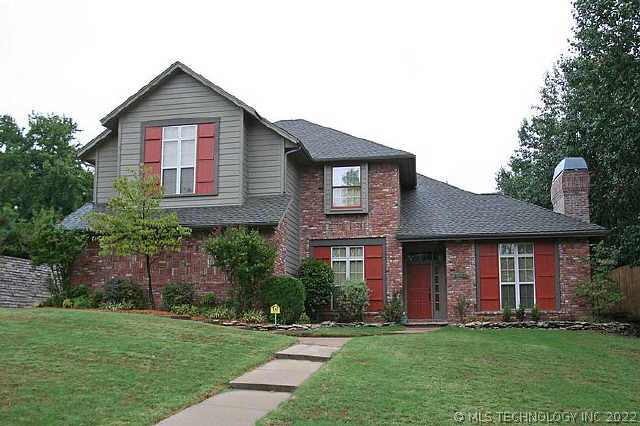 8613 S College Avenue Property Photo 1