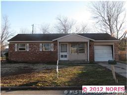 20116 E 3rd Street Property Photo 1
