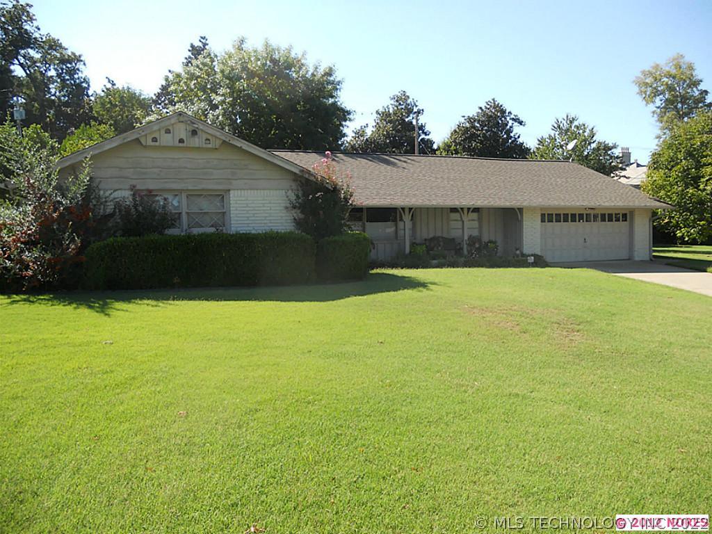 2928 S Delaware Avenue Property Photo 1