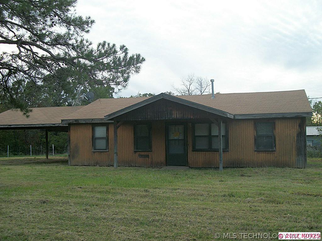 8053 N 447 Road Property Photo 1