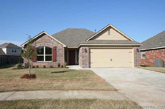 514 S 50th Place Property Photo 1