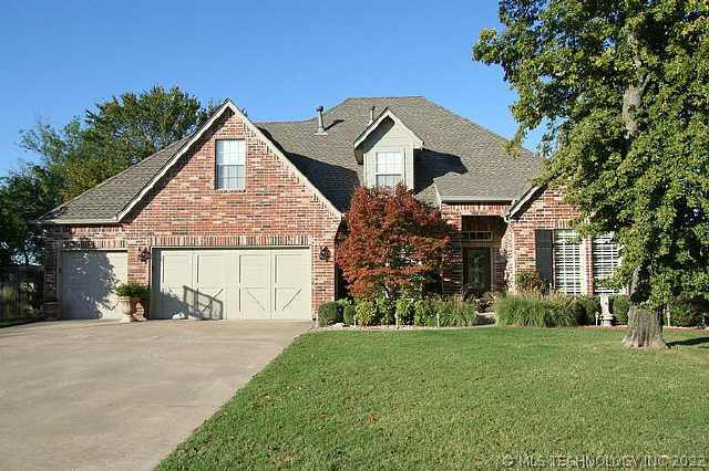 612 S 73rd Street Property Photo 1