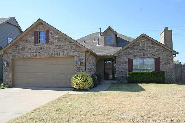 5420 S Redbud Place Property Photo 1
