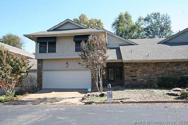 6505 S Oswego Avenue Property Photo 1
