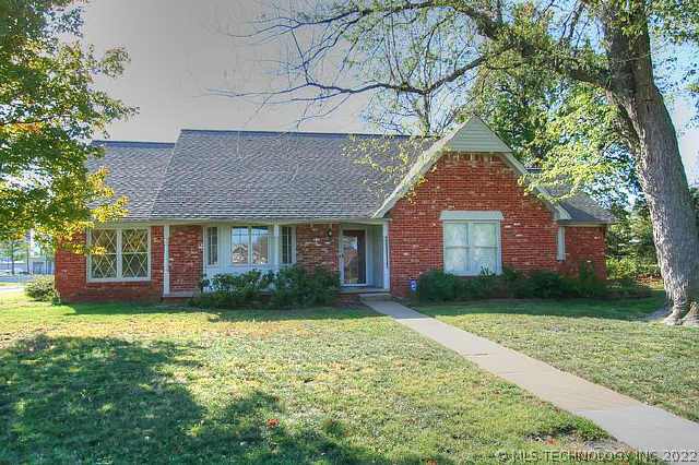 3930 S Granite Avenue Property Photo 1