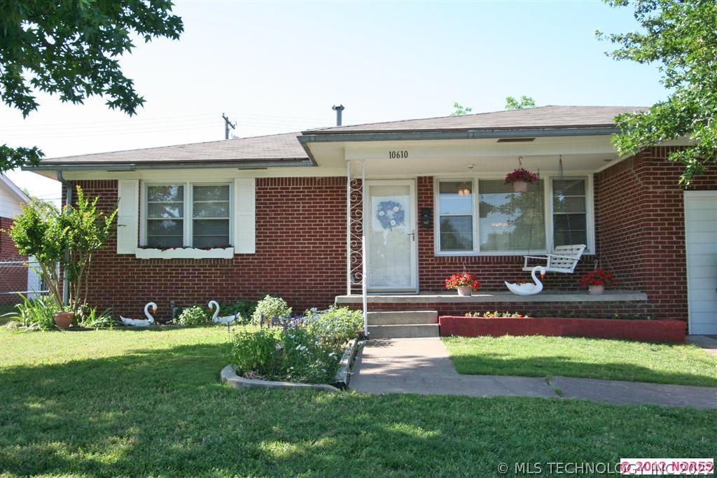10610 E Admiral Place Property Photo 1