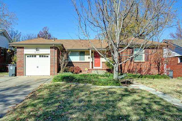5753 E 24th Street Property Photo 1