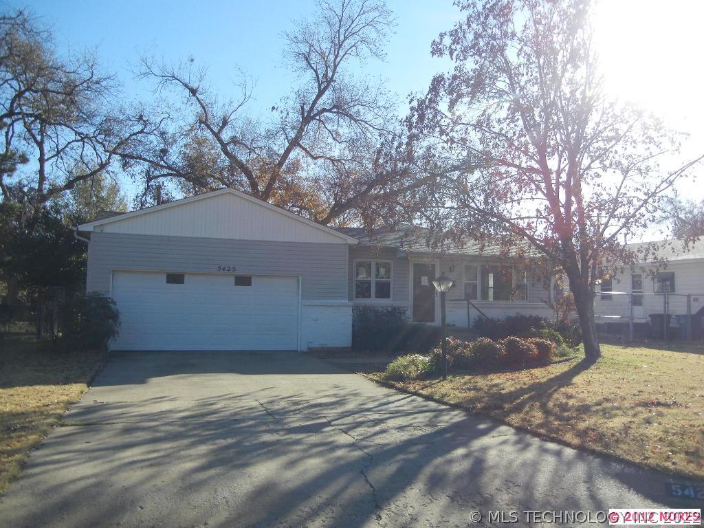 5425 S Madison Avenue Property Photo 1