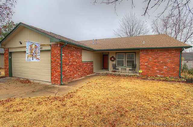 2922 W 112th Place Property Photo 1