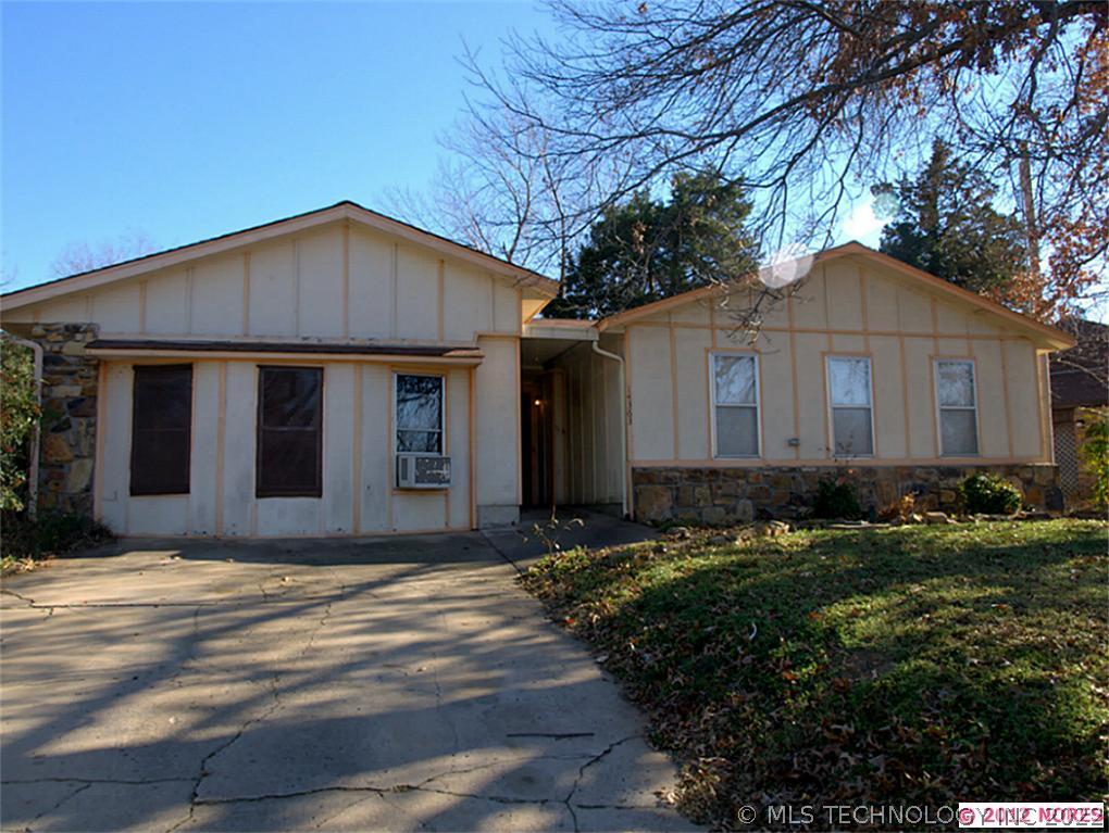 14363 S 300th East Avenue Property Photo 1