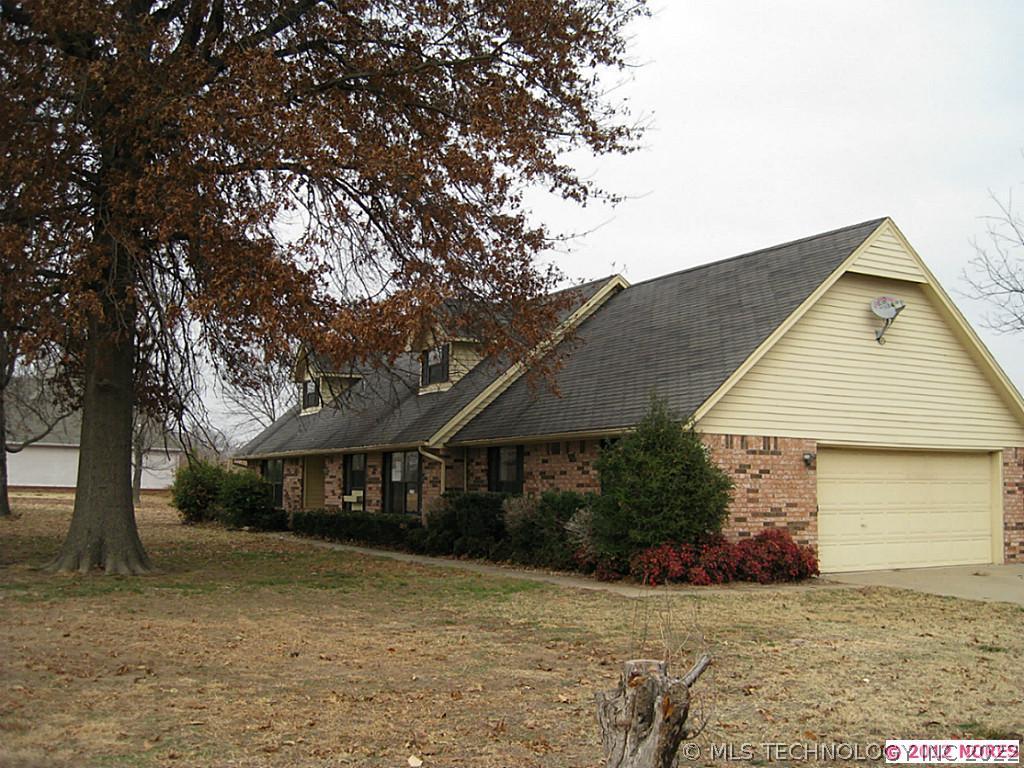 21525 S Wesson Avenue Property Photo 1