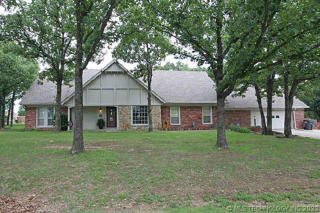 207 E 118th Street Property Photo 1