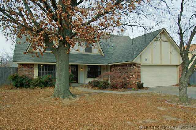 1606 S Beech Court Property Photo 1