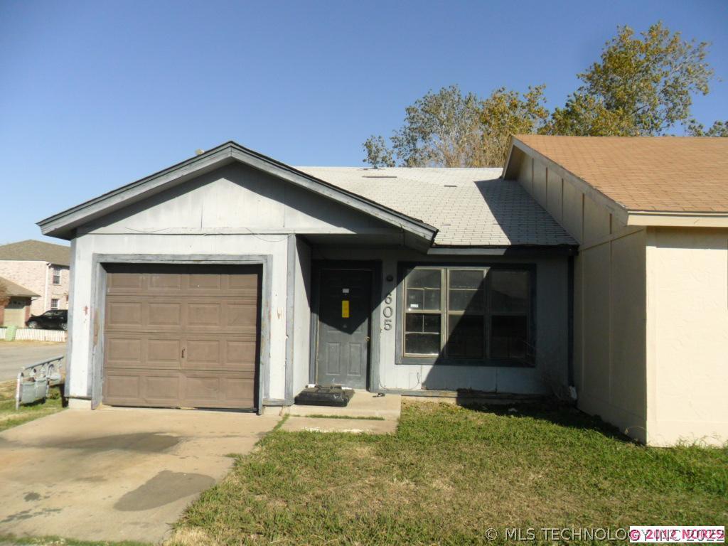 605 E 142nd Place Property Photo 1